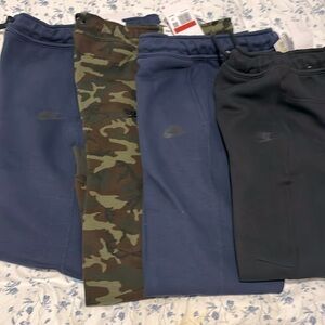 Brand new Kids Nike Tech Pants🔥🔥🔥